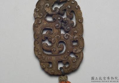 图片[3]-Carved agarwood scent pendant with dragon decoration, Qing dynasty (1644-1911)-China Archive